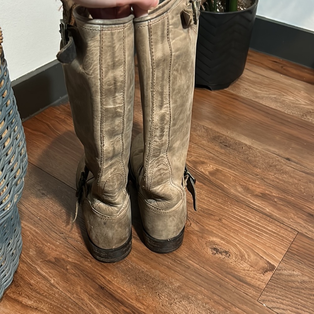 Frye boots - Picture 2 of 8